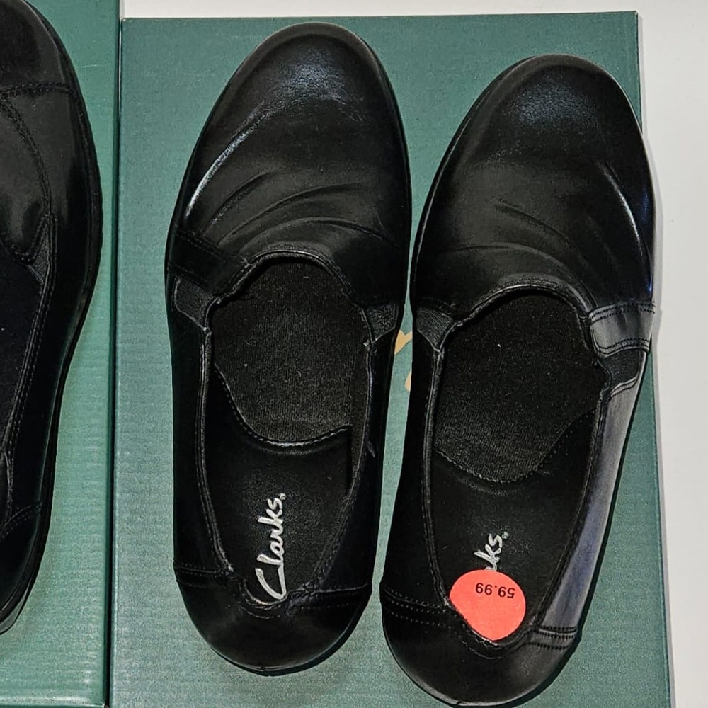 Clarks Partridge Black 6 1/2 - New